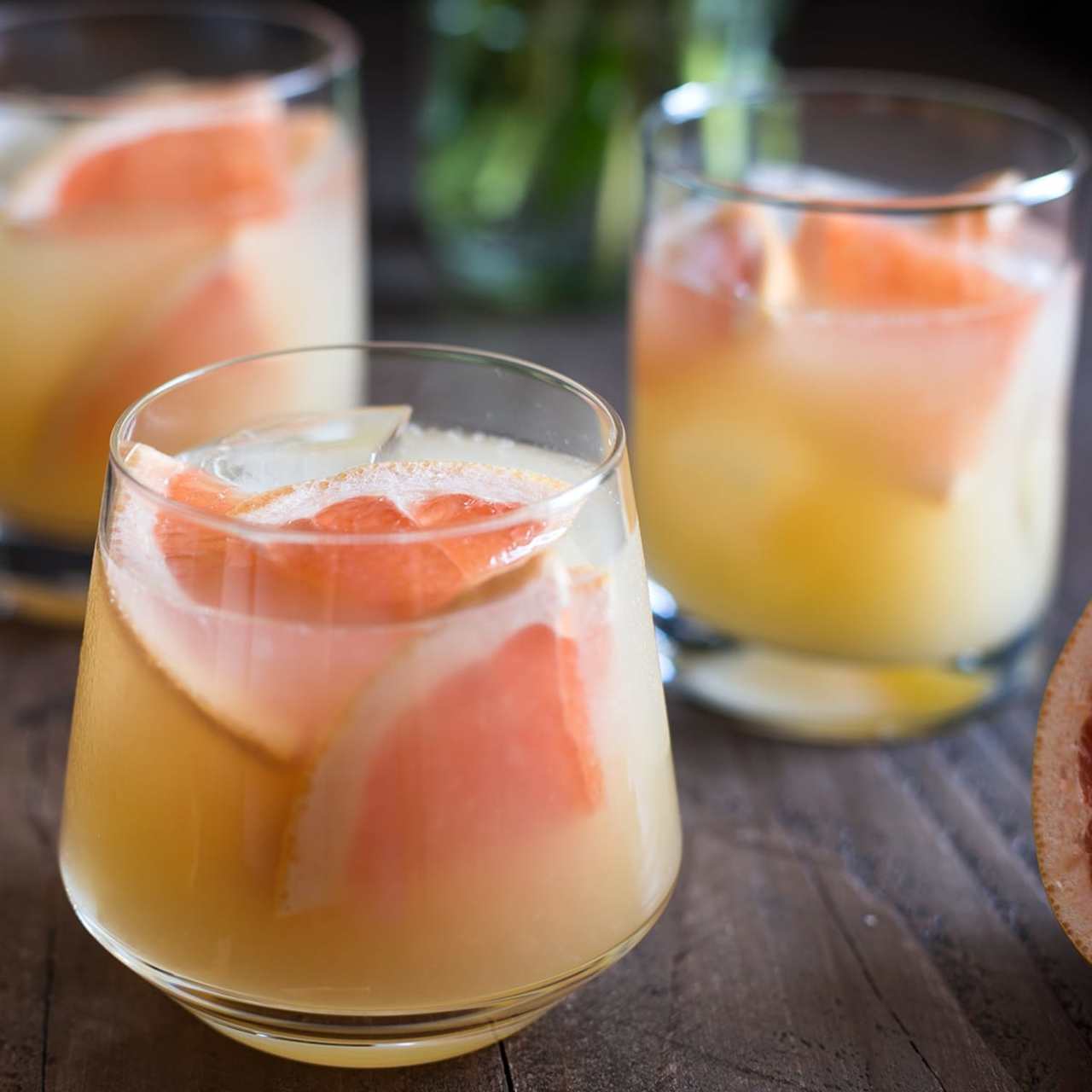 Grapefruit Bourbon Fizz