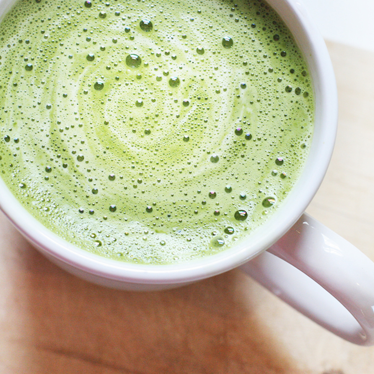 green-matcha-tea-latte