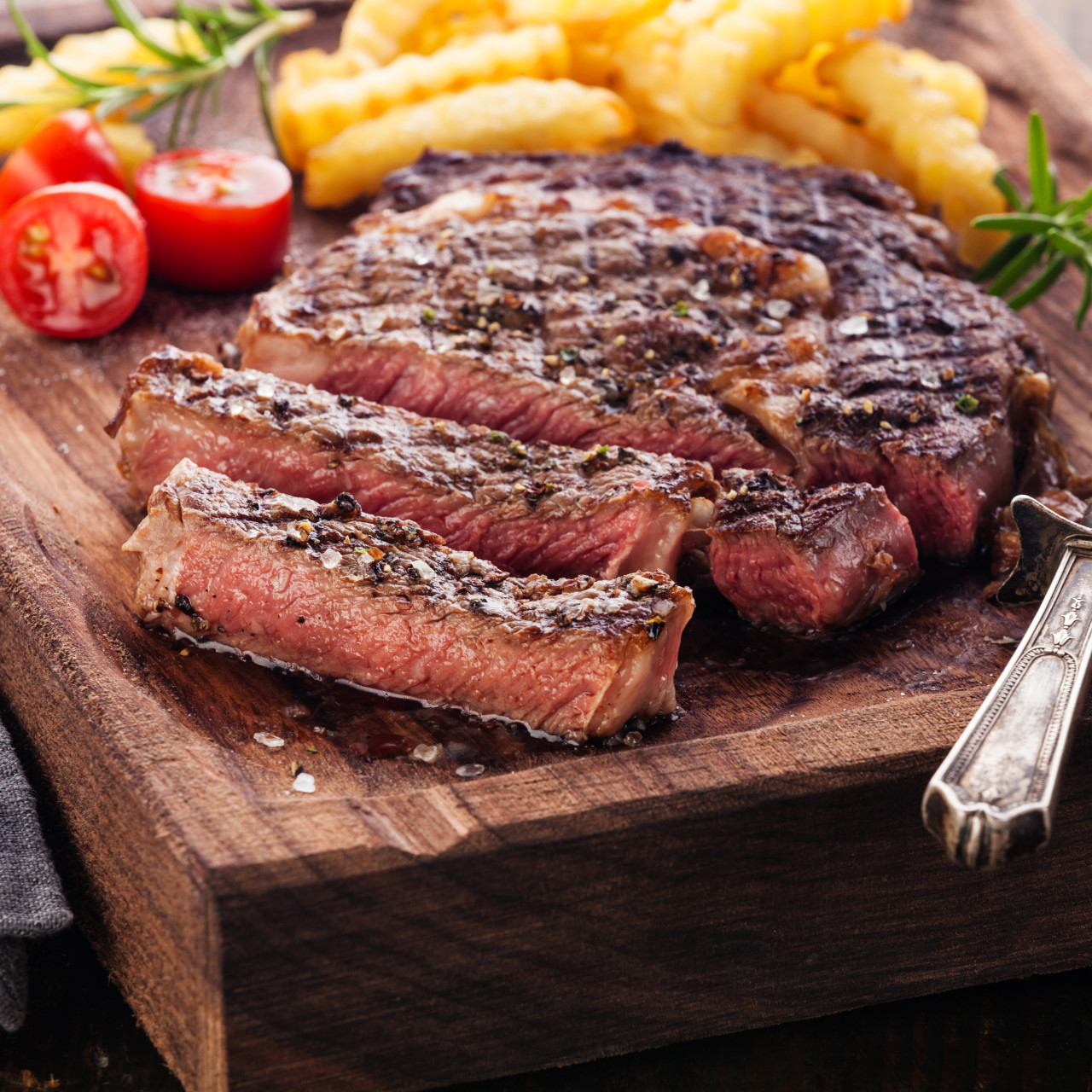 grilled-rib-eye-steaks