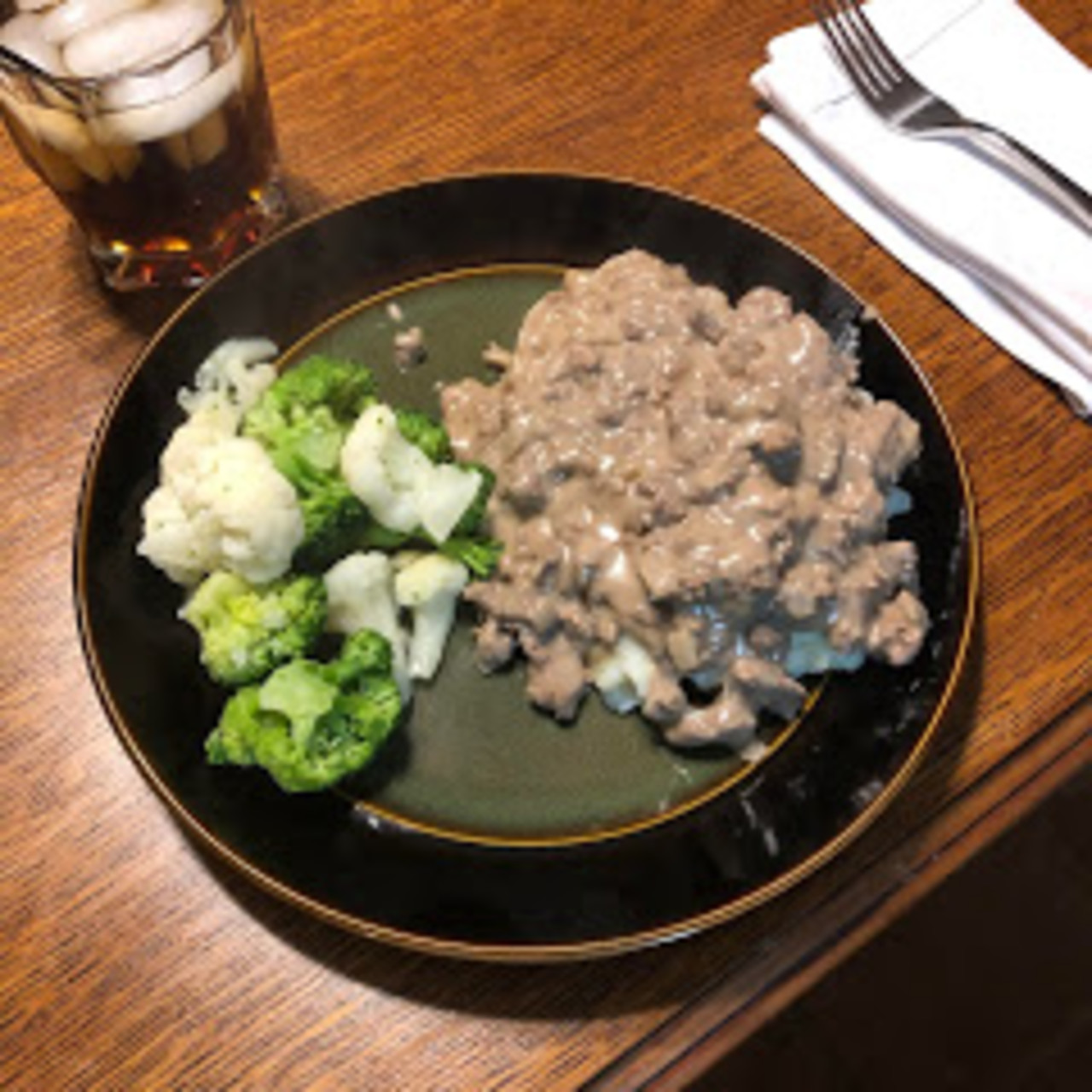 Hamburger Gravy over Mashed Potatoes