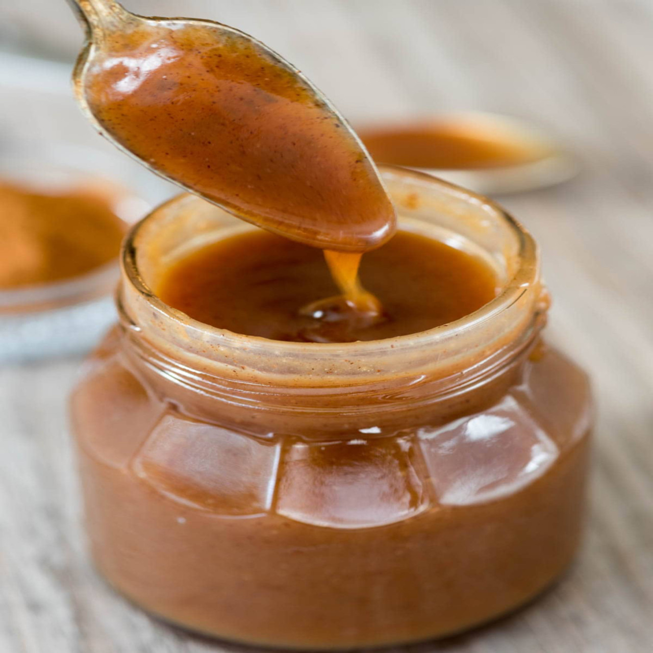 Homemade Cinnamon Caramel Sauce