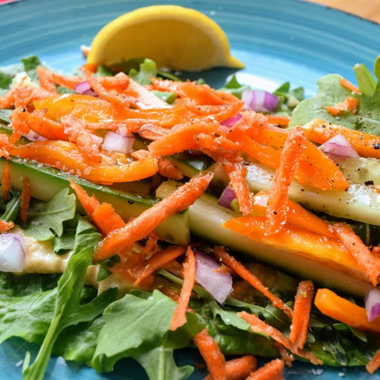 Hummus and Veggie Lettuce Wraps