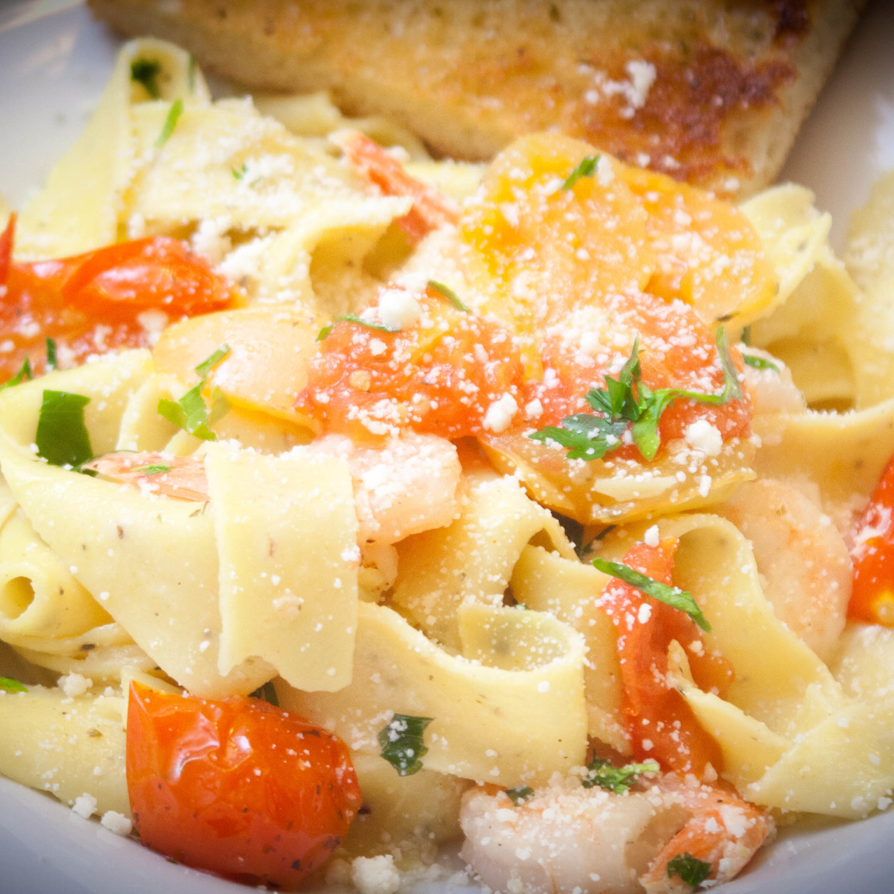 Lemon Shrimp Scampi Pappardelle