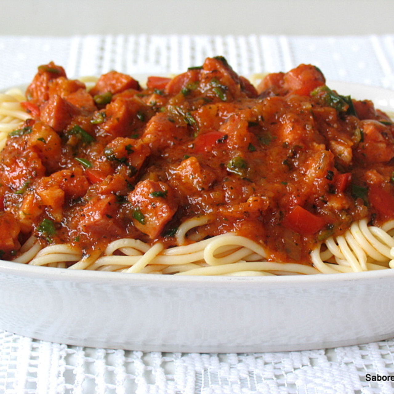 Massa Ao Molho De Calabresa