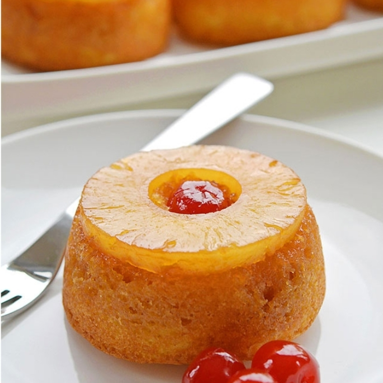 Mini Pineapple Upside-Down Cakes - Delishably