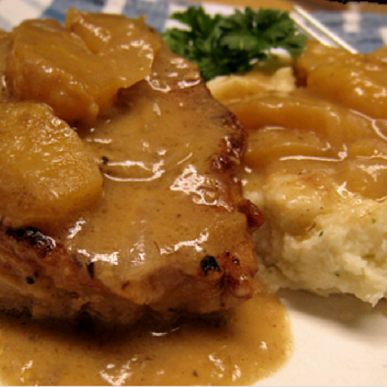 Normandy Pork with Cream and Apples