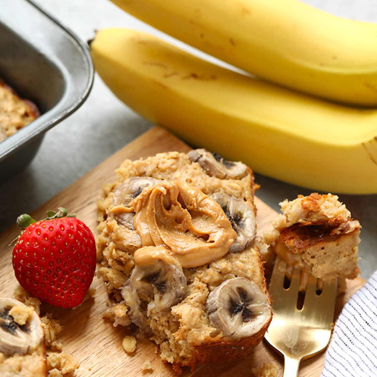 Peanut Butter Banana Baked Oatmeal