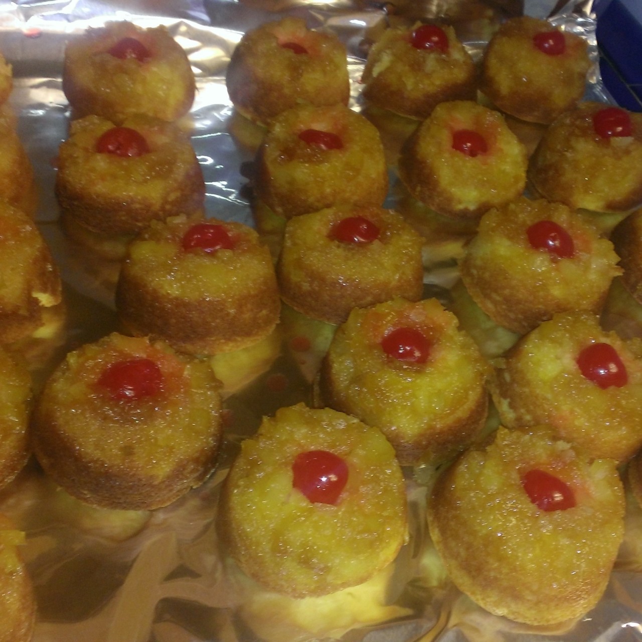 Pineapple upside down cupcakes