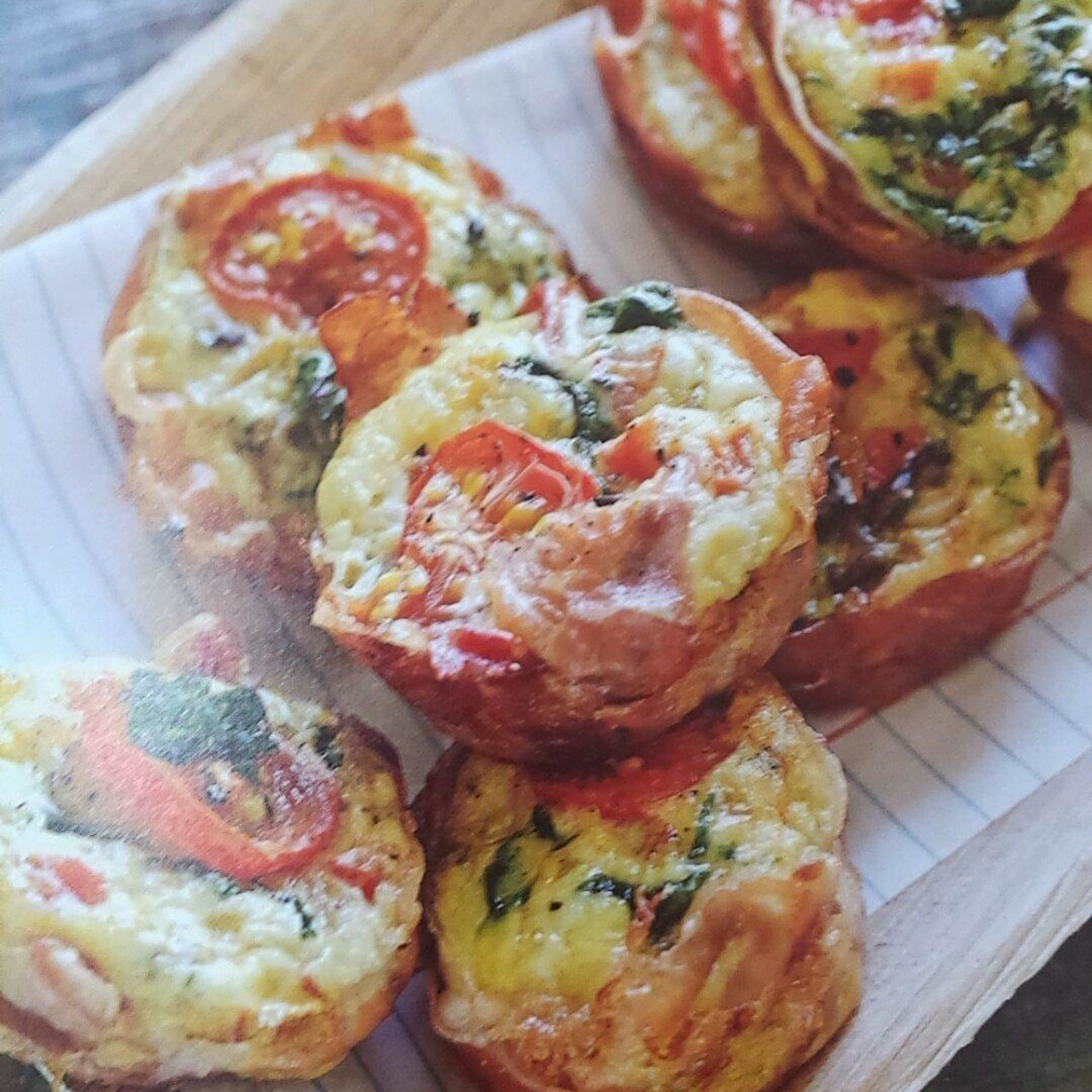 Prosciuttowrapped frittata muffins