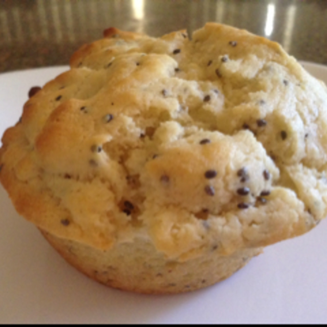 Protein muffin with chia seeds gluten, sugar and dairy free