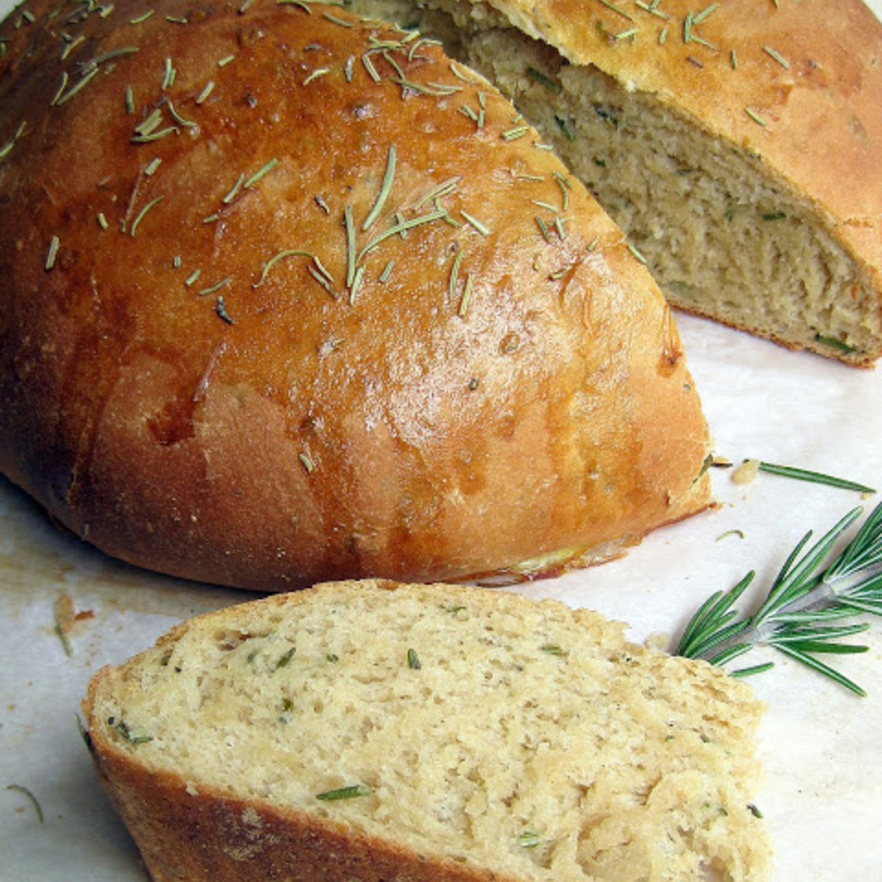 Bread olive oil. Хлеб из чечевицы. Фаршированный хлеб в духовке. Хлеб из картофеля. Оливковый хлеб в хлебопечке.