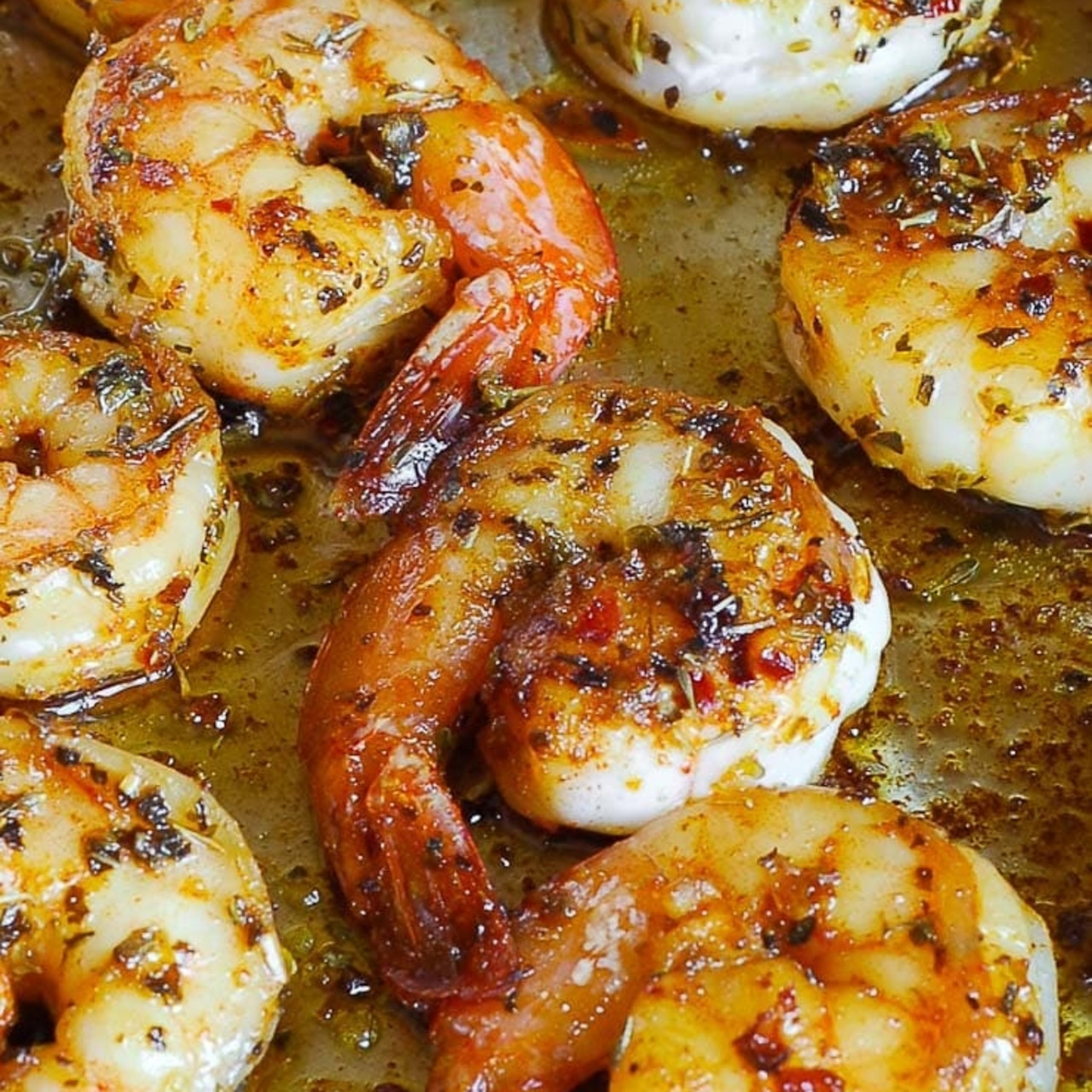 Shrimp in a frying pan