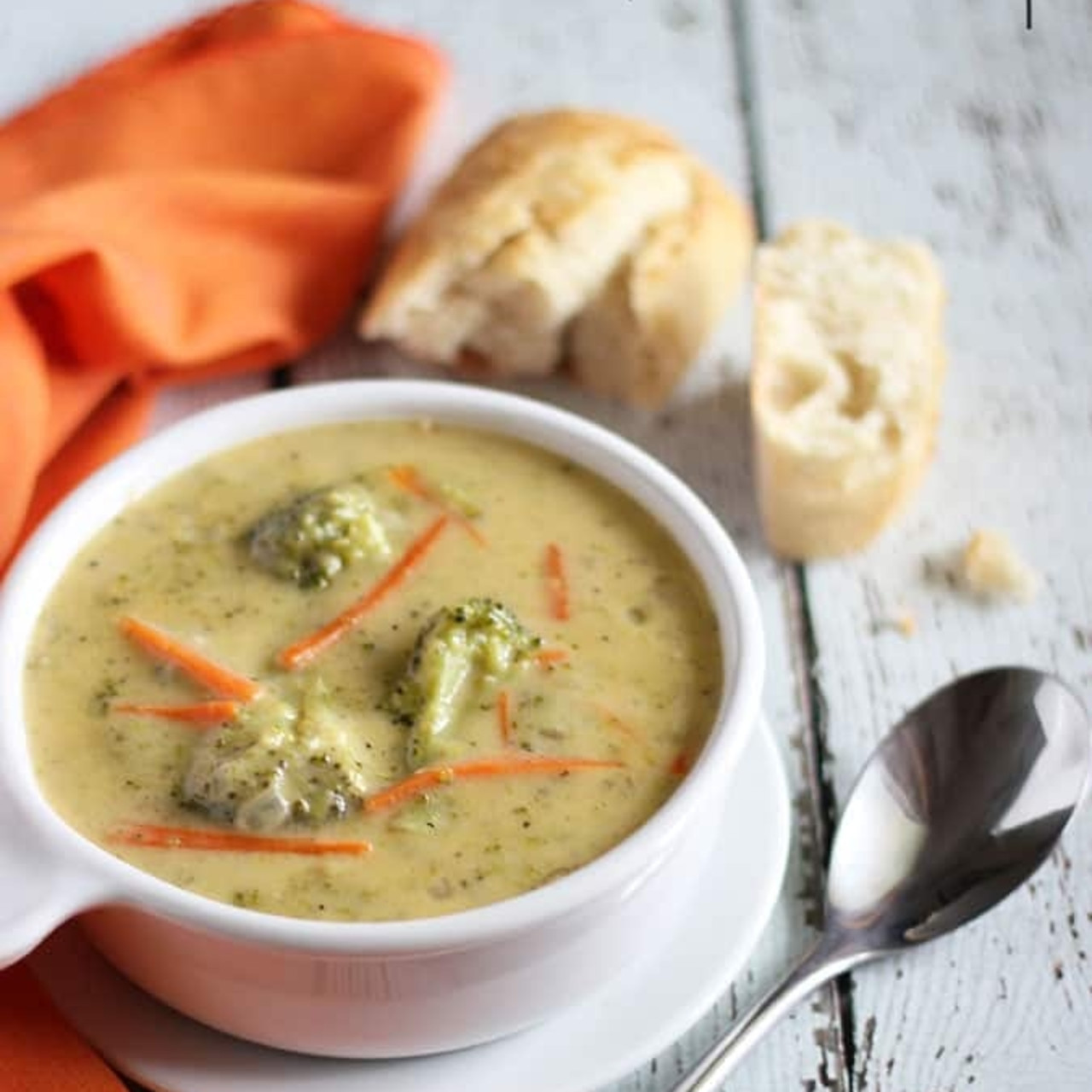 Skinny Broccoli Cheddar Soup