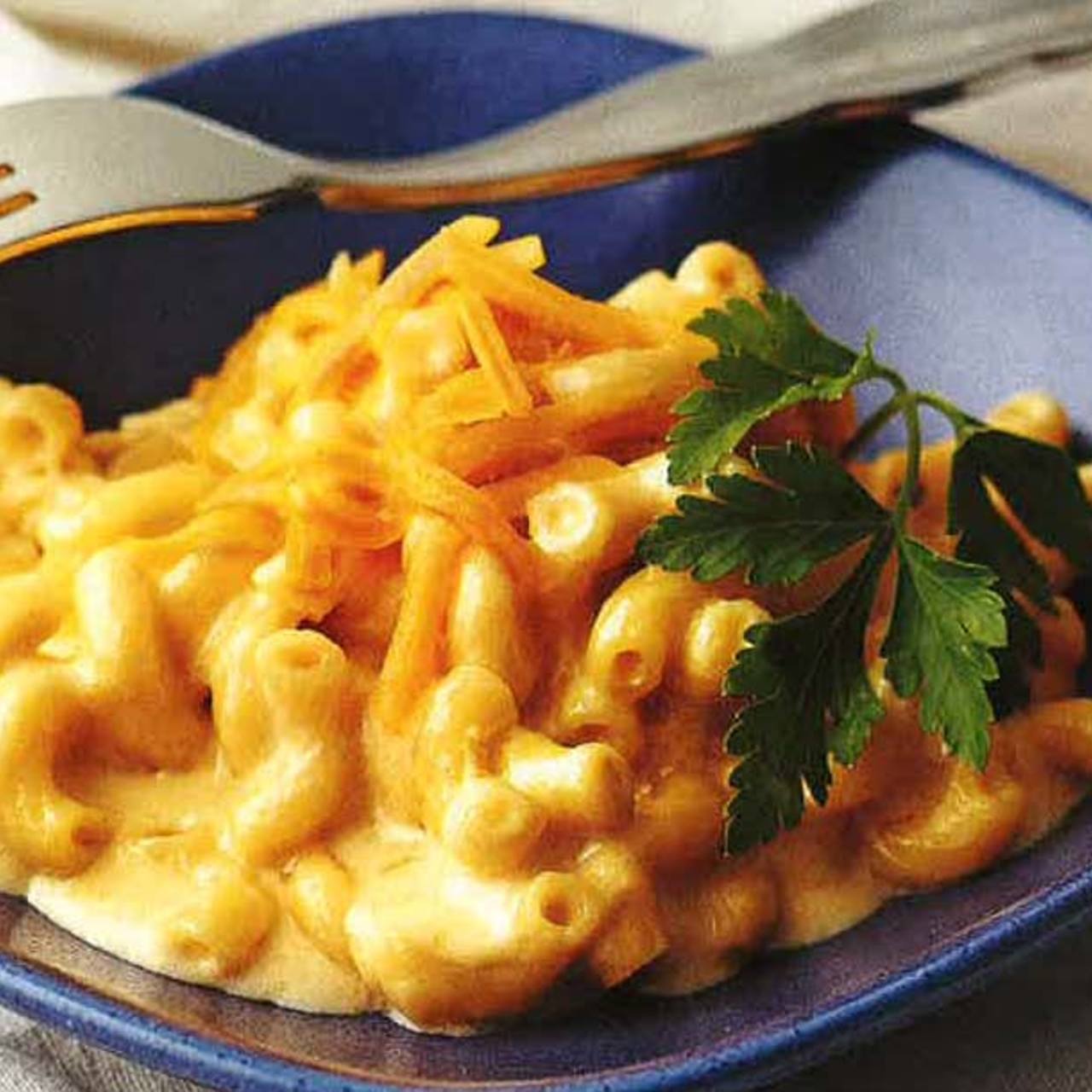 mac and cheese noodles cooked in milk