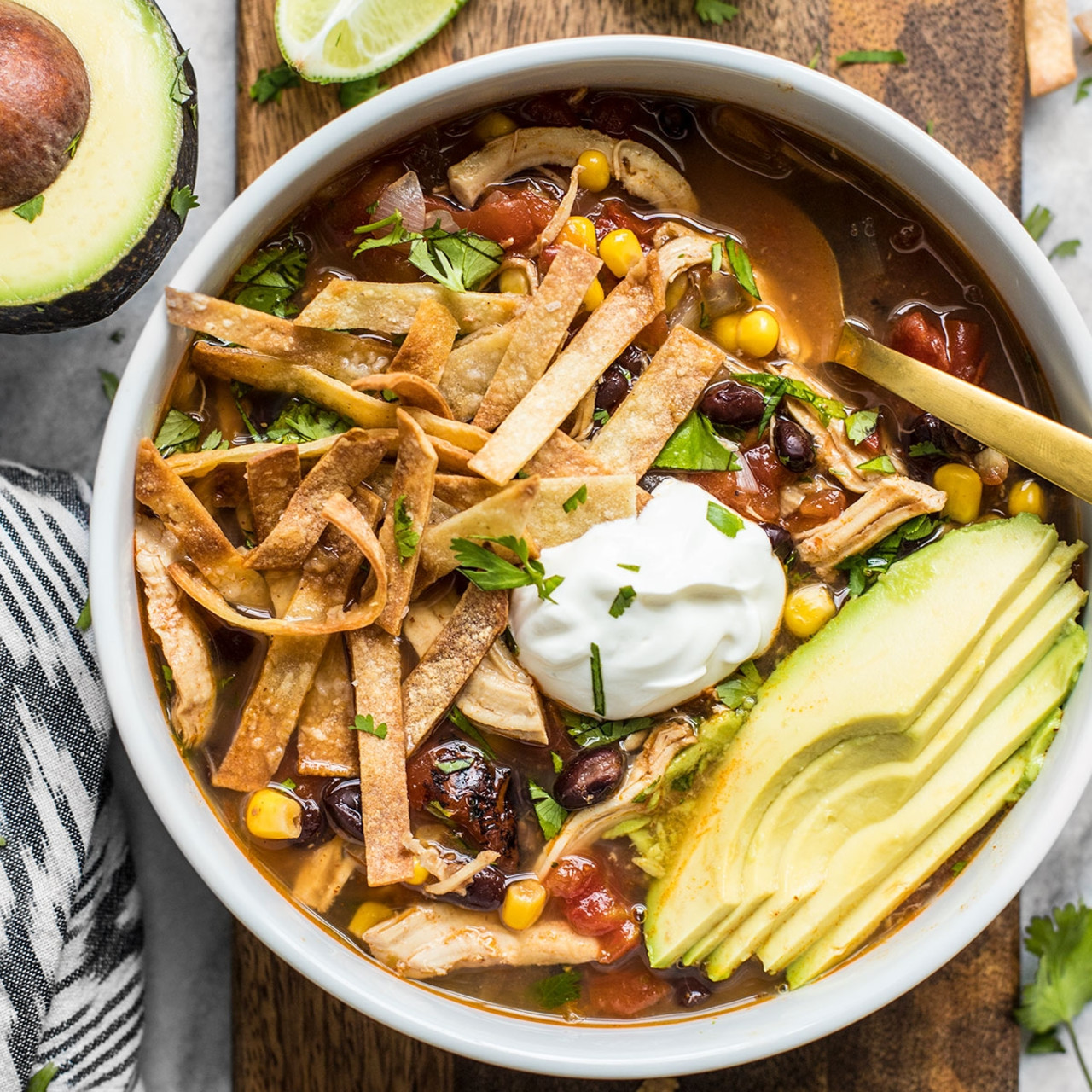 SLOW COOKER CHICKEN TORTILLA SOUP