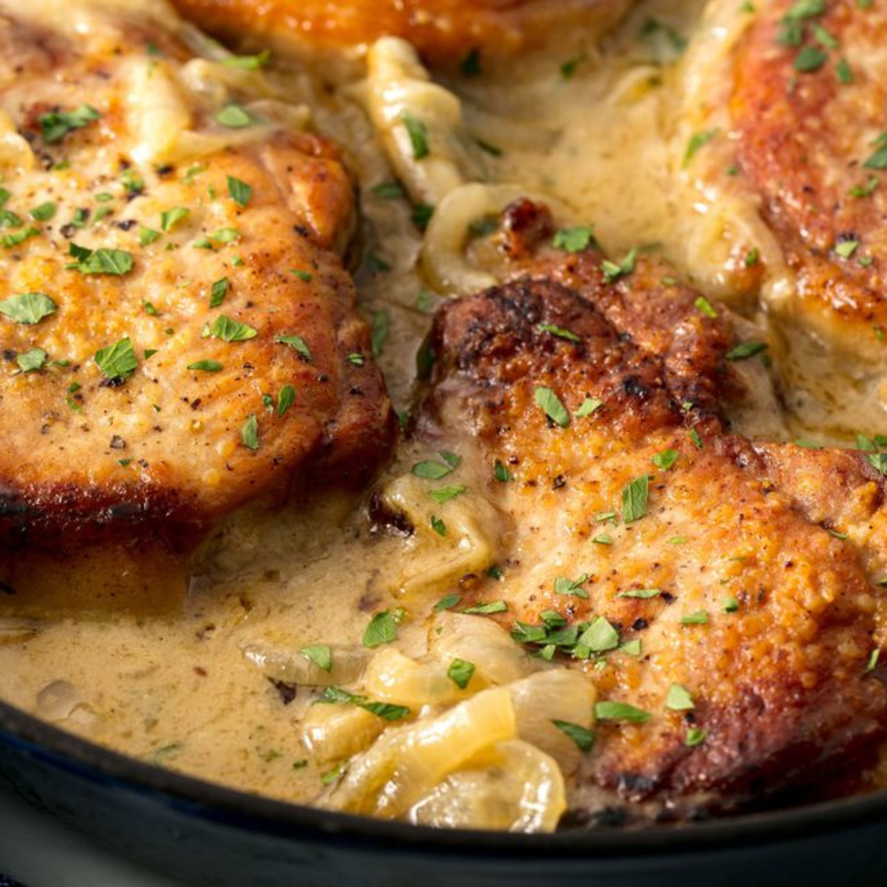 Smothered Pork Chops with Broccoli