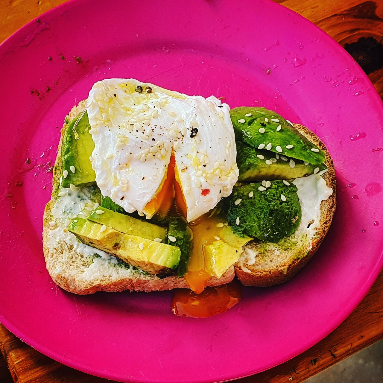 Tostadas Con Palta Y Huevo Poché 5283