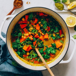1-Pot Green Curry with Chickpeas, Kale, and Sweet Potato