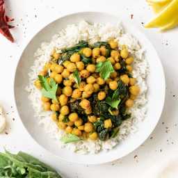 10-Minute Chickpea Curry (Perfect For Meal Prep!)