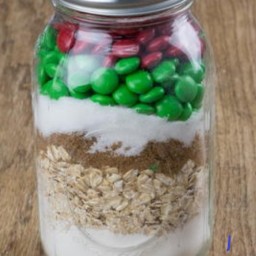 10-Minute Holiday Cookies in a Jar