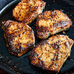 10-Minute Pan-Fried Boneless Pork Chops