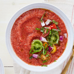 15-Minute Gazpacho with Cucumber, Red Pepper and Basil