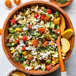 15 Minute Mediterranean Chickpea Salad