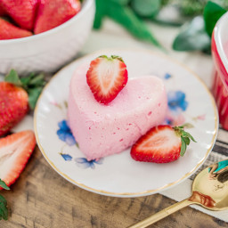 2 Ingredient Strawberry Fluff Dessert (Weight Watchers and Keto Friendly)