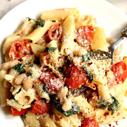 20-Minute Skillet Pasta with Tomatoes, Spinach and Beans Recipe