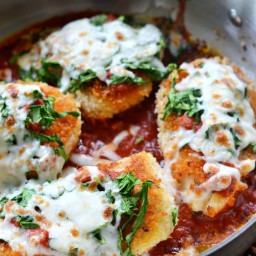 20 Minute Skillet Chicken and Spinach Parmesan