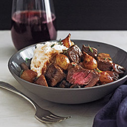 30-Minute Filet Bourguignonne with Mashed Potatoes