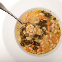 30-Minute Tuscan White Bean Soup Recipe