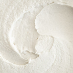 4-Ingredient Dairy-Free Whipped Cream (with Coconut Milk!)