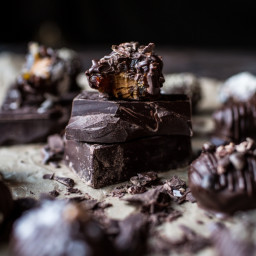 4-Ingredient Dark Chocolate Covered Peanut Butter Stuffed Dates.