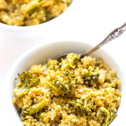5-ingredient Broccoli + Quinoa Mac and Cheese