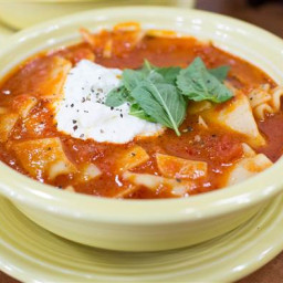 5-Ingredient Lasagna Soup