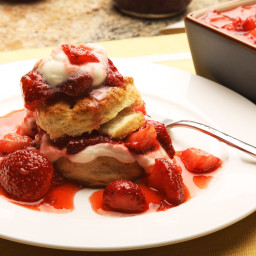5-Ingredient Strawberry Shortcakes Recipe