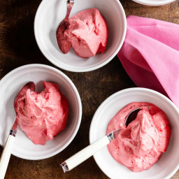 5 Ingredients Are All You Need to Make This Roasted Strawberry Sorbet