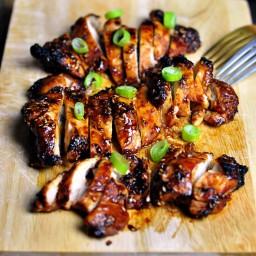 {5 Ingredients} Tomato, Soy & Sesame Grilled Chicken