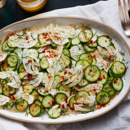 A No-Fuss, Spicy Cucumber & Fennel Salad To Help You Escape Food Comas