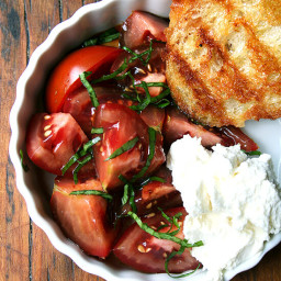A Simple Lunch: Tomatoes, Homemade Ricotta, Grilled Bread