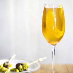 Aatxe Aperitivo (Sparkling Cava Cocktail)