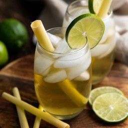 Addictive Fresh Lemongrass Tea