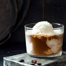 Affogato : café et glace vanille à l'italienne