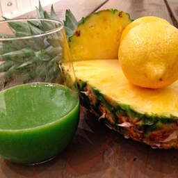 After School Snack: Tropical Green Lemonade