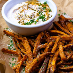 Air Fryer Sweet Potato Fries With Spicy Dipping Sauce