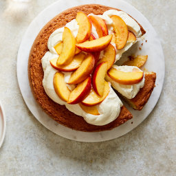 Almond Cake With Peaches and Cream