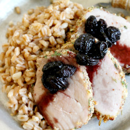 almond-crusted-pork-loin-with-red-wine-raisins-2162108.jpg