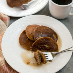 Almond Flour Low-Carb Keto Pumpkin Pancakes