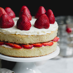 Almond Flour Strawberry Shortcake Cake with Vanilla Bean Cream Cheese Frost